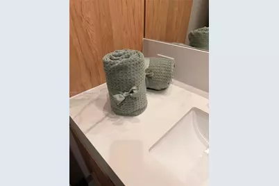 11 NE 6 Street #706, Miami, FL 33132 - Photo 17