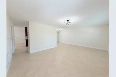 8581 NW 17th St, Plantation, FL 33322 - Photo 7