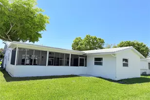 8581 NW 17th St, Plantation, FL 33322 - Photo 37