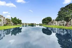 9330 Lagoon Pl, Davie, FL 33324 - Photo 35