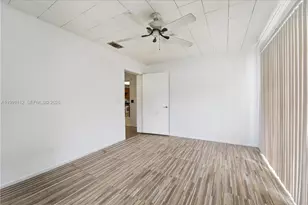 3352 Taconic Dr, West Palm Beach, FL 33406 - Photo 15