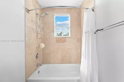 1117 NE 18th Ave #2, Fort Lauderdale, FL 33304 - Photo 27