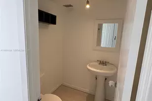 2750 NE 183rd St, Aventura, FL 33160 - Photo 7