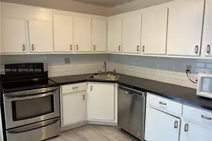2750 NE 183rd St, Aventura, FL 33160 - Photo 1