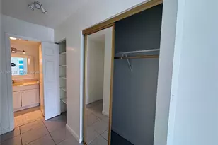 2750 NE 183rd St, Aventura, FL 33160 - Photo 13