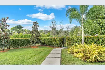 16772 Botaniko Dr S, Weston, FL 33326 - Photo 3
