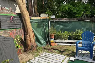 2375 NE 137th St, North Miami Beach, FL 33181 - Photo 11