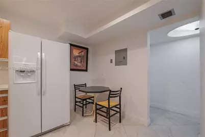 2401 S Ocean Dr #305, Hollywood, FL 33019 - Photo 11