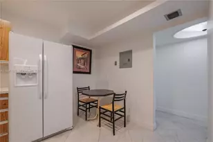 2401 S Ocean Dr, Hollywood, FL 33019 - Photo 11