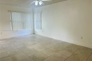 15689 SW 106th Ln, Miami, FL 33196 - Photo 7