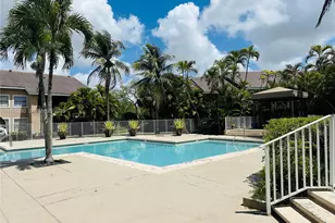 15689 SW 106th Ln, Miami, FL 33196 - Photo 15