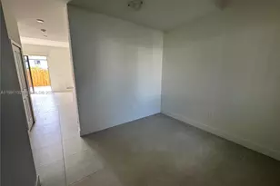 18992 SW 344th Ter, Homestead, FL 33034 - Photo 3