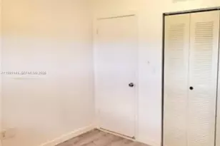 5765 W 25th Ct, Hialeah, FL 33016 - Photo 17