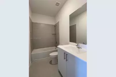 210 SW 159th Ct, Pembroke Pines, FL 33027 - Photo 11