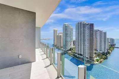 300 Biscayne Boulevard Way #2106W, Miami, FL 33131 - Photo 11