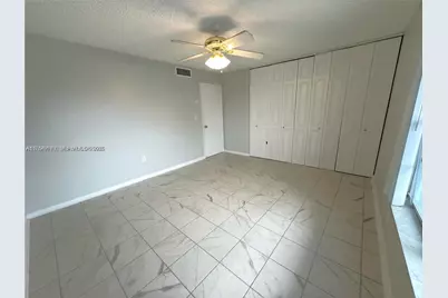 805 W Oakland Park Blvd #D19, Oakland Park, FL 33311 - Photo 15