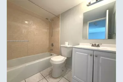 805 W Oakland Park Blvd #D19, Oakland Park, FL 33311 - Photo 17