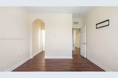 8841 W 34th Ct, Hialeah, FL 33018 - Photo 53