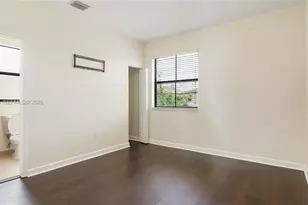 8841 W 34th Ct, Hialeah, FL 33018 - Photo 45