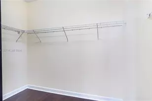 8841 W 34th Ct, Hialeah, FL 33018 - Photo 35