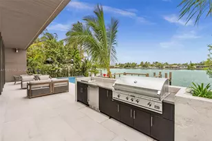 535 N Shore Dr, Miami Beach, FL 33141 - Photo 21