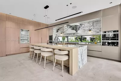 535 N Shore Dr, Miami Beach, FL 33141 - Photo 21