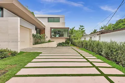 535 N Shore Dr, Miami Beach, FL 33141 - Photo 5
