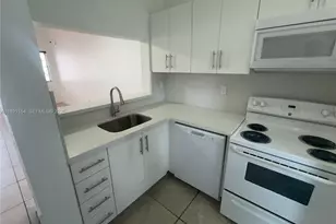 6425 SW 130th Pl, Miami, FL 33183 - Photo 11