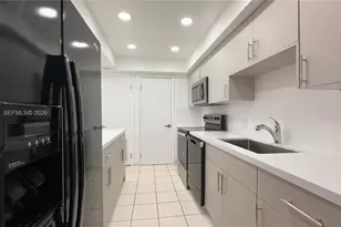 8401 SW 107th Ave, Miami, FL 33173 - Photo 15