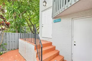 10542 NW 7th Terrace, Miami, FL 33172 - Photo 3