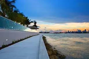 1500 Bay Rd, Miami Beach, FL 33139 - Photo 5