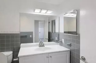 462 Golden Isles Dr, Hallandale Beach, FL 33009 - Photo 5