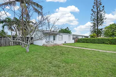 10055 SW 52nd Ter, Miami, FL 33165 - Photo 5