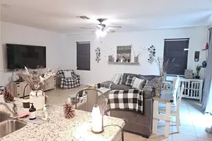 4117 NE 21st St, Homestead, FL 33033 - Photo 17