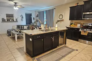 4117 NE 21st St, Homestead, FL 33033 - Photo 9