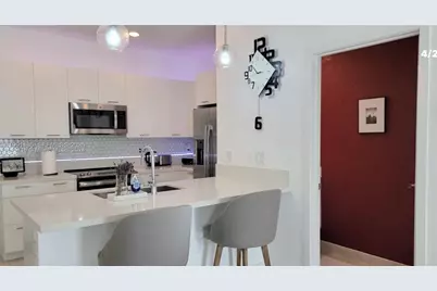 4675 NW 83rd Pkwy, Doral, FL 33166 - Photo 3