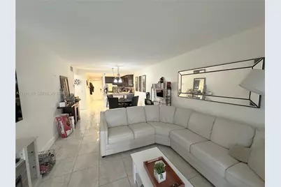 450 Paradise Isle Blvd #102, Hallandale Beach, FL 33009 - Photo 5