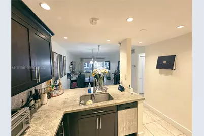 450 Paradise Isle Blvd #102, Hallandale Beach, FL 33009 - Photo 1
