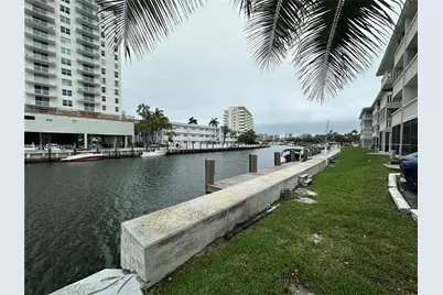 450 Paradise Isle Blvd #102, Hallandale Beach, FL 33009 - Photo 27