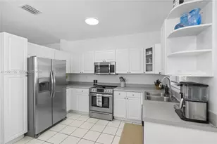 1120 Canella Ln, Hollywood, FL 33019 - Photo 19