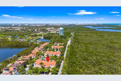 1120 Canella Ln #1120, Hollywood, FL 33019 - Photo 5