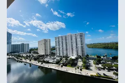 400 Kings Point Dr #1420, Sunny Isles Beach, FL 33160 - Photo 13