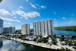 400 Kings Point Dr, Sunny Isles Beach, FL 33160 - Photo 13