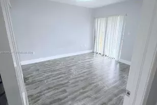 8517 NW 9th Pl, Plantation, FL 33324 - Photo 9