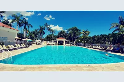 5753 NW 98th Ave, Doral, FL 33178 - Photo 15