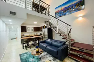 41 SE 5th St, Miami, FL 33131 - Photo 3