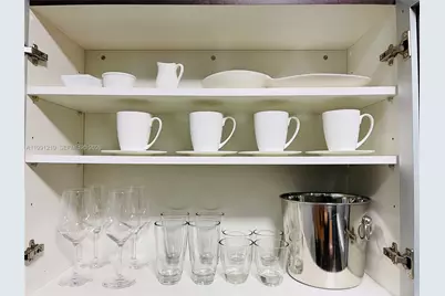 41 SE 5th St #2305, Miami, FL 33131 - Photo 31