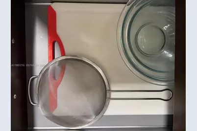 41 SE 5th St #2305, Miami, FL 33131 - Photo 35