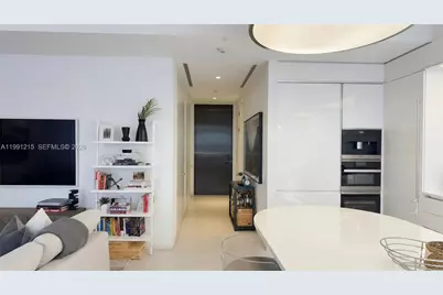 3315 Collins Ave #8D, Miami Beach, FL 33140 - Photo 5