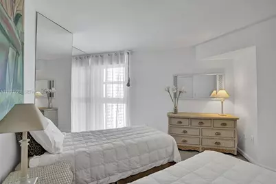 6301 Collins Ave #2308, Miami Beach, FL 33141 - Photo 33